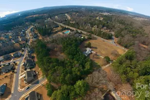 16716 Watermelon Ln, Charlotte, NC 28278 - Photo 5