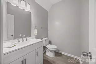 11014 Chrudan Dr, Charlotte, NC 28262 - Photo 13