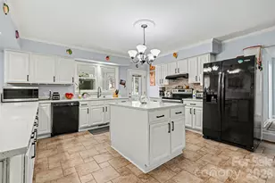 135 Old Gregory Ln, Lancaster, SC 29720 - Photo 11