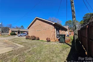 700 Battleground Ct, Kings Mountain, NC 28086 - Photo 11