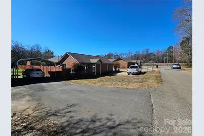 700 Battleground Court, Kings Mountain, NC 28086 - Photo 9