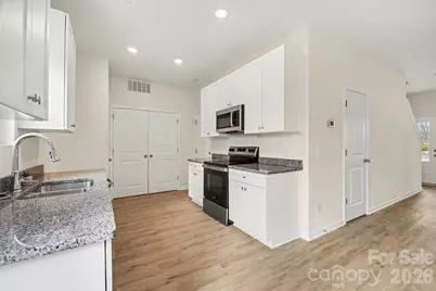 1729 Cloaninger Avenue, Statesville, NC 28625 - Photo 7