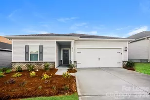 4015 Honey Locust Dr, Charlotte, NC 28215 - Photo 1