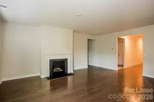 4015 Honey Locust Dr, Charlotte, NC 28215 - Photo 5