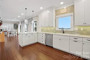 18212 Tayport Dr, Charlotte, NC 28278 - Photo 13