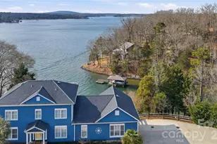 18212 Tayport Dr, Charlotte, NC 28278 - Photo 3