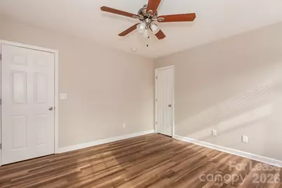 235 Kingville Drive, Charlotte, NC 28213 - Photo 7