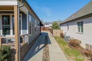 112 Bryant St, Belmont, NC 28012 - Photo 3