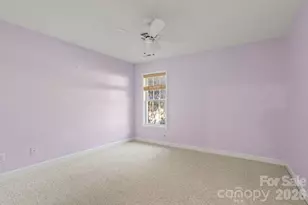 32 Stone House Rd, Hendersonville, NC 28739 - Photo 9