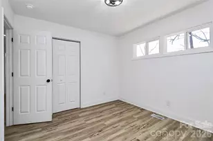 732 Aintree Rd, Charlotte, NC 28215 - Photo 33