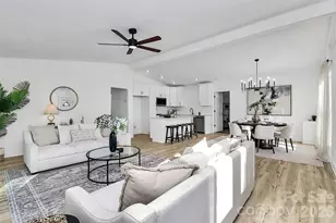 732 Aintree Rd, Charlotte, NC 28215 - Photo 5