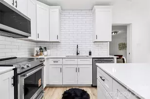 732 Aintree Rd, Charlotte, NC 28215 - Photo 17