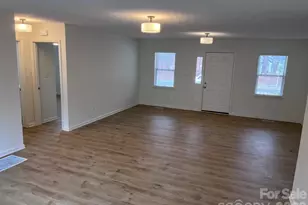 211 Honeycutt Rd, Troutman, NC 28166 - Photo 5