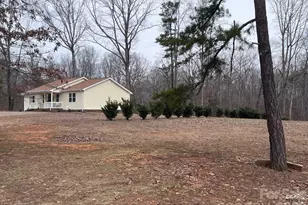 211 Honeycutt Rd, Troutman, NC 28166 - Photo 3