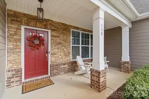 130 Canoe Pole Ln, Mooresville, NC 28117 - Photo 3