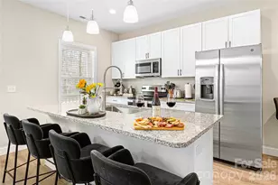 22 Daniel Rd, Asheville, NC 28806 - Photo 7