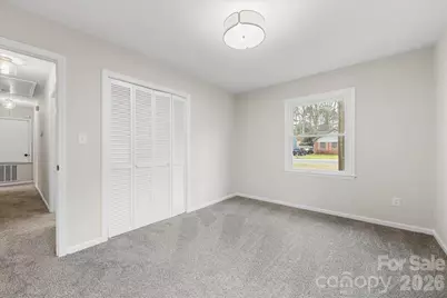 818 Eaglewood Avenue, Charlotte, NC 28212 - Photo 33