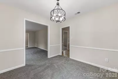 818 Eaglewood Avenue, Charlotte, NC 28212 - Photo 11