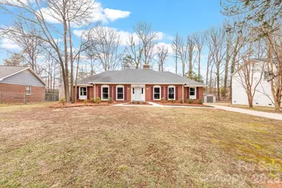 818 Eaglewood Avenue, Charlotte, NC 28212 - Photo 3