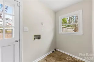 818 Eaglewood Ave, Charlotte, NC 28212 - Photo 19