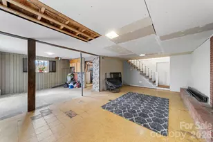 116 Hilltop Ave, Valdese, NC 28690 - Photo 37