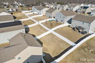 8527 Mansell Ct, Charlotte, NC 28215 - Photo 5