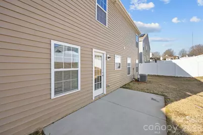 8527 Mansell Court, Charlotte, NC 28215 - Photo 9