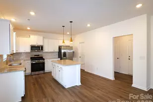 1745 Boulder Rdg Dr, Gastonia, NC 28052 - Photo 3