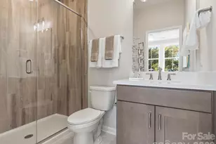 4623 Swan Meadow Ln, Charlotte, NC 28226 - Photo 3