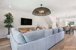 4623 Swan Meadow Ln, Charlotte, NC 28226 - Photo 9