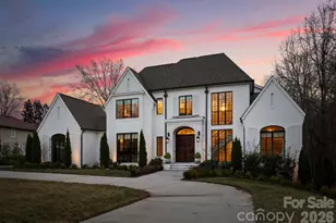 4420 Forest Hills Dr, Charlotte, NC 28226 - Photo 5