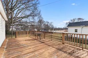 606 N Juniper St, Kannapolis, NC 28081 - Photo 17