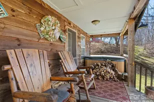 186 Creekmont Dr, Clyde, NC 28721 - Photo 5