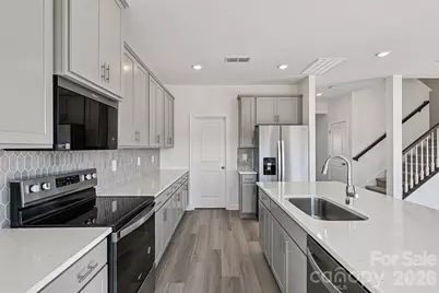 2079 Sunflower Circle, Newton, NC 28658 - Photo 9