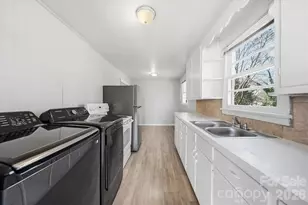 1512 N Deal Ave, Newton, NC 28658 - Photo 11