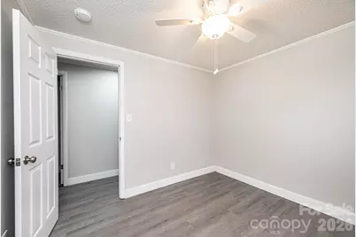 25 N Davis Avenue, Newton, NC 28658 - Photo 29