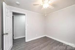 25 N Davis Ave, Newton, NC 28658 - Photo 29