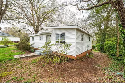 25 N Davis Avenue, Newton, NC 28658 - Photo 7