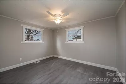 25 N Davis Avenue, Newton, NC 28658 - Photo 25