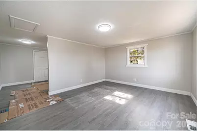 25 N Davis Avenue, Newton, NC 28658 - Photo 23