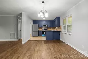 5300 Hickory Ln, Charlotte, NC 28216 - Photo 11