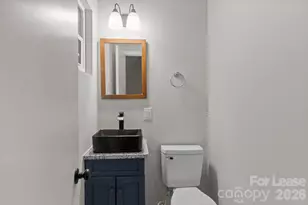 5300 Hickory Ln, Charlotte, NC 28216 - Photo 29