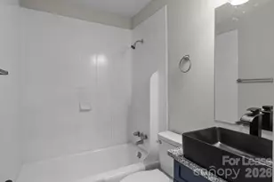 5300 Hickory Ln, Charlotte, NC 28216 - Photo 25