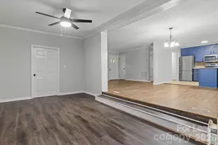 5300 Hickory Ln, Charlotte, NC 28216 - Photo 23