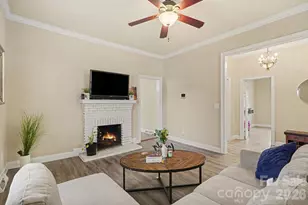 318 E Pressley Ave, Mooresville, NC 28115 - Photo 7