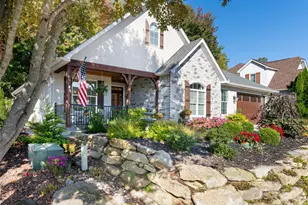 58 Carriage Highlands Ct, Hendersonville, NC 28791 - Photo 3