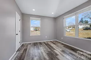 905 W 6th Ave B Ave, Gastonia, NC 28052 - Photo 17