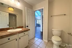 1754 12th St NE, Hickory, NC 28601 - Photo 23