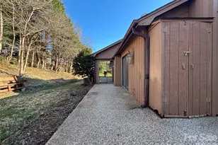 1754 12th St NE, Hickory, NC 28601 - Photo 25