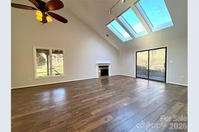 1754 12th Street NE, Hickory, NC 28601 - Photo 9